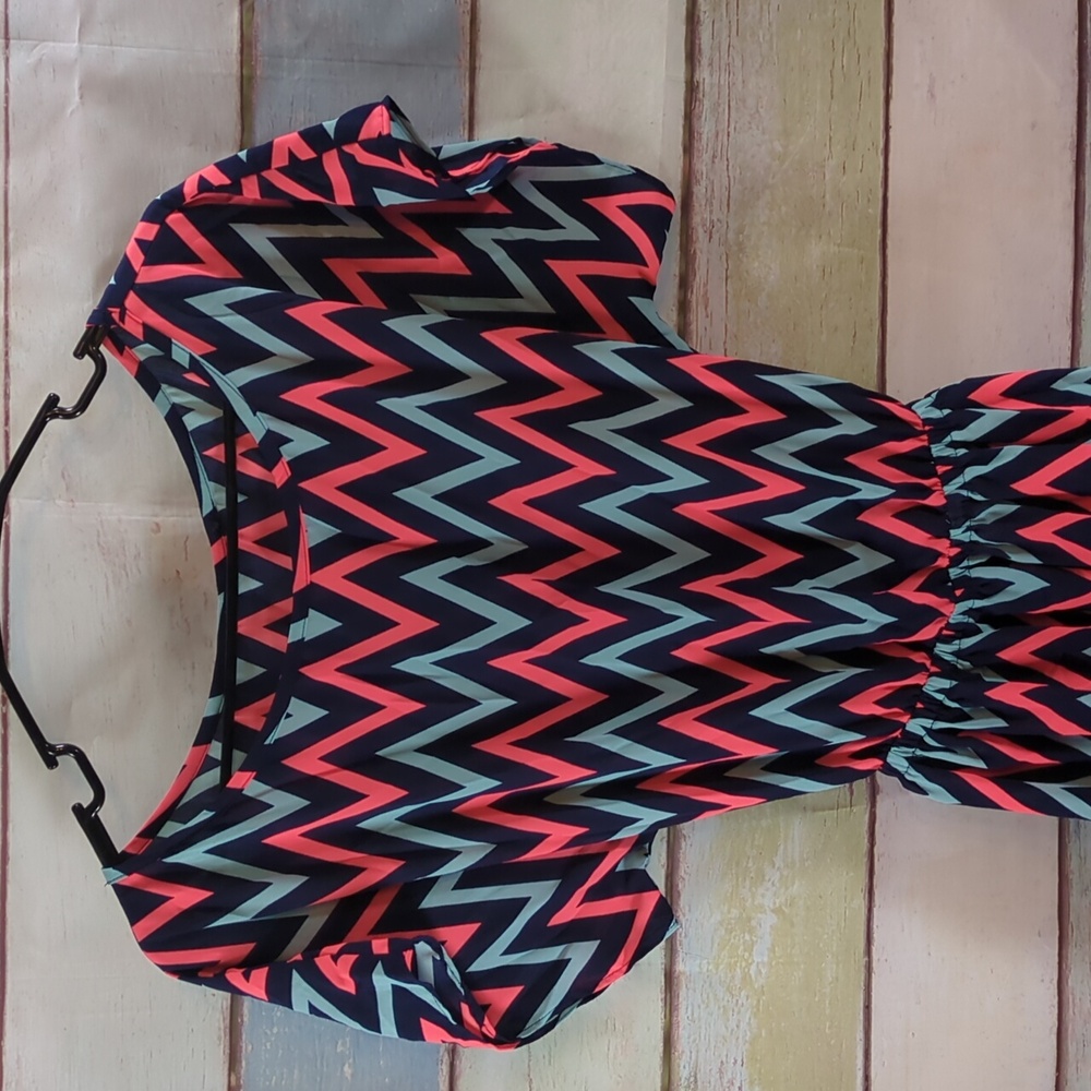 Chevron Patterned Dress In Pink & Blue - Picture 3 of 3